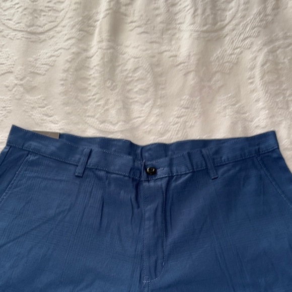 BNWT Men's Navy Work Shorts by Dickies - Picture 2 of 9